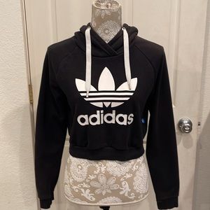 Very Nice Adidas Youth Hooded Black Pullover Sweatshirt, Unisex.